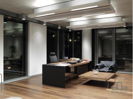 Birou managerial Lucas