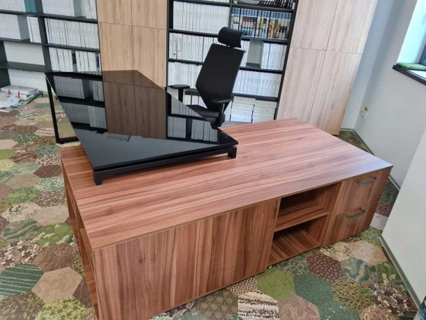 Birou managerial Louis